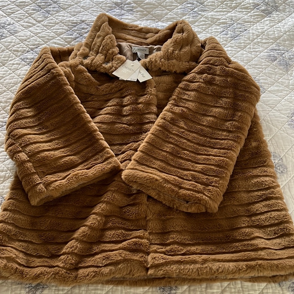 NWT Carmen Marc Valvo Faux Fux Jacket M